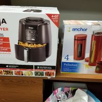 Ninja Air Fryer and Canisters