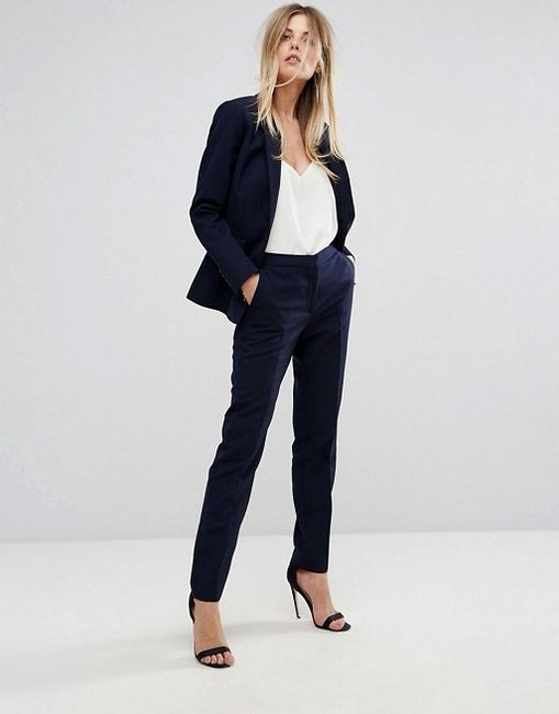 Ladie's Suit
