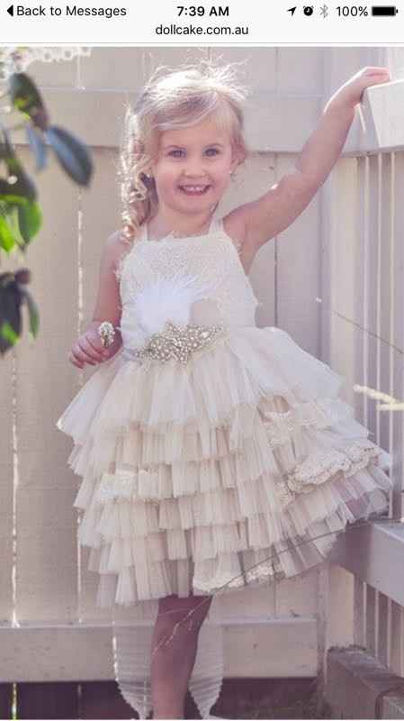 I wanna see your flower girl dresses!!