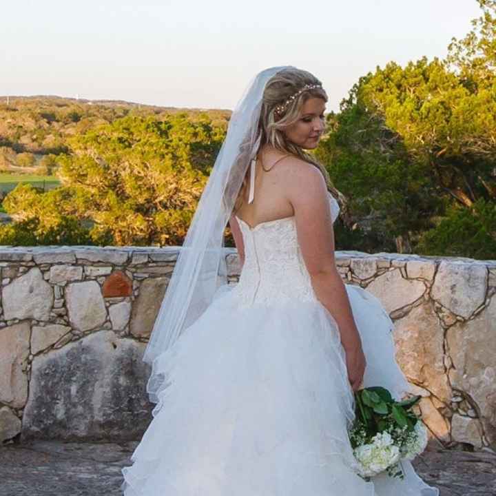 Show Me Your Veil!