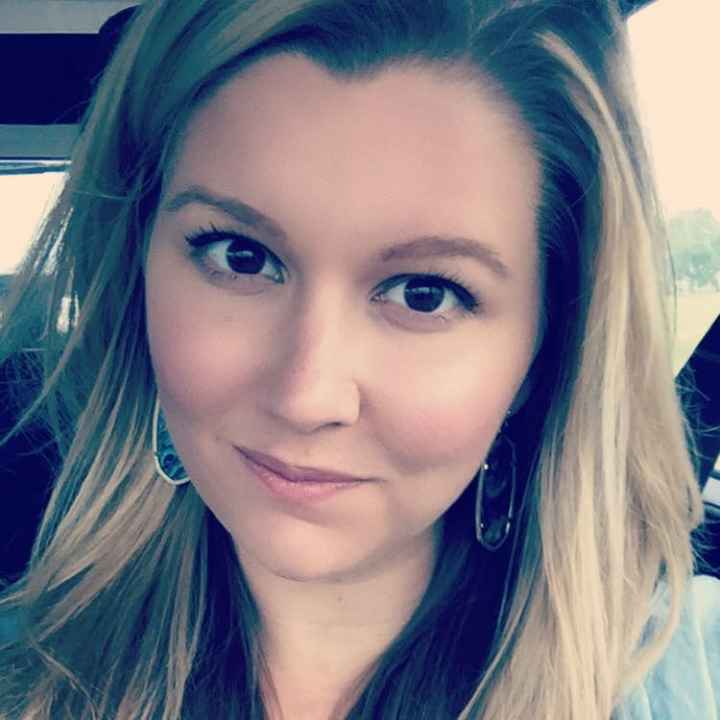 It's Friday! Drop a selfie!