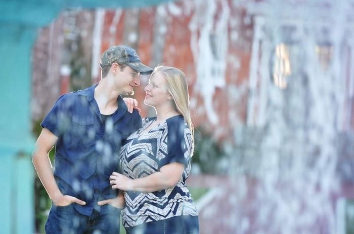 Show me your engagement pictures!!