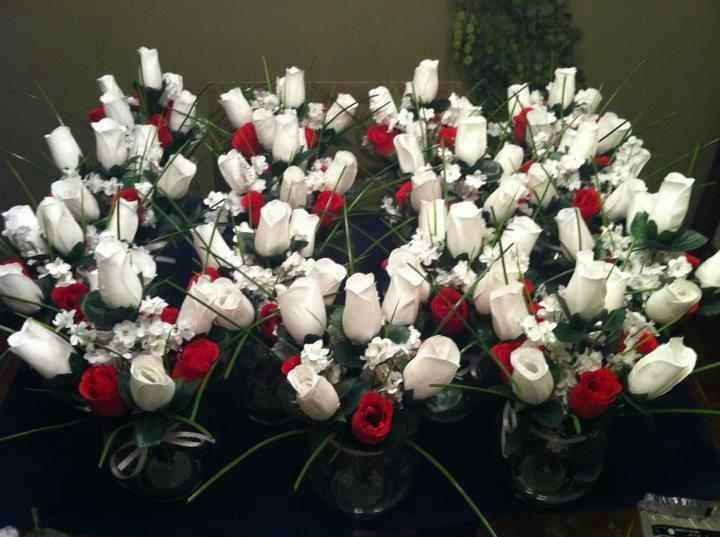 DIY centerpieces are done 10 days and counting!!