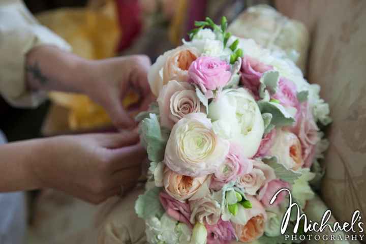 putting my bouquet charms on my flowers