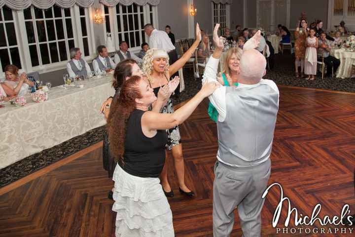 H danced with four of his sisters to Forever Young by Rod Stewart, in memory of his mother. He didn'