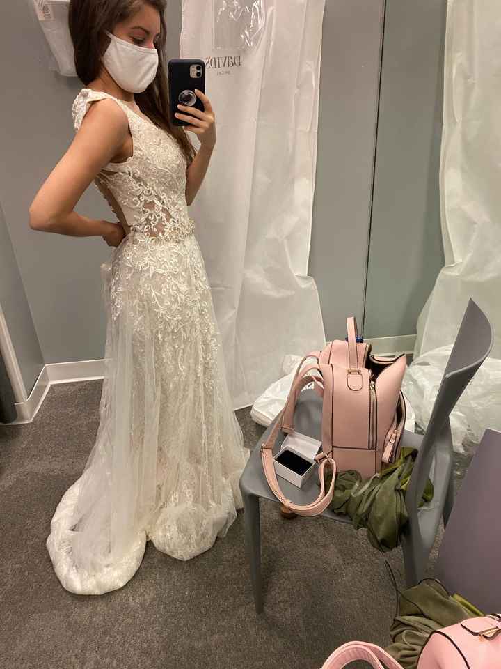 David's bridal dress fitting shop