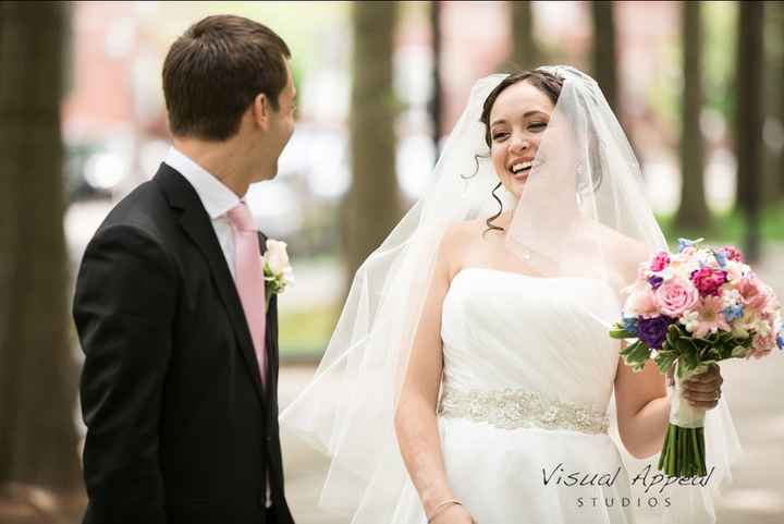 How large a bouquet should I get if I'm petite?