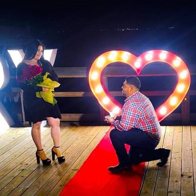 Was your proposal a surprise? Or did you see it coming?? 💍 4