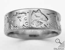 Speaking of rings. Have you decided on your Hubby's? Let's see.