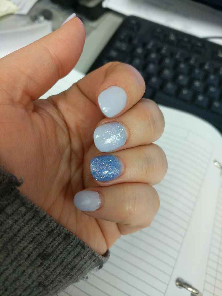 Wedding Day Manicure: Gel, Powder, or Traditional Polish? - 1