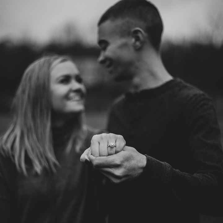 Let me see your engagement photos! 😭 - 2