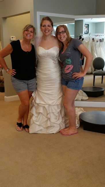 I Found My Dress!! **Pictures!**