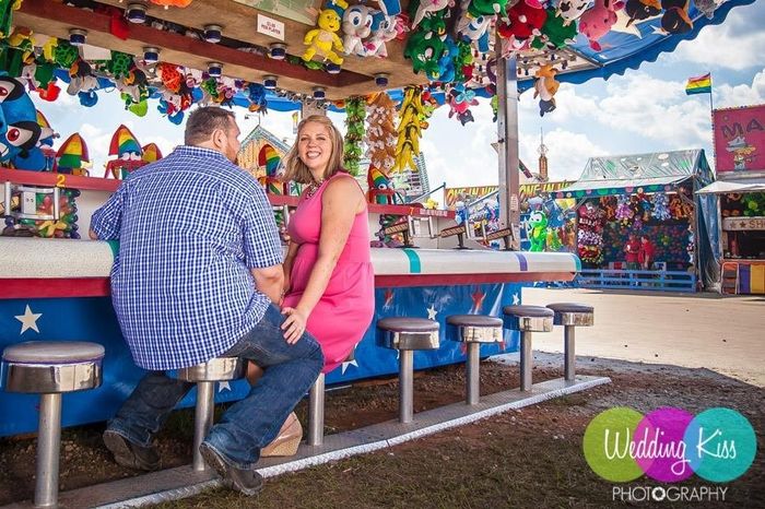 Engagement Pictures--Sneak Peek!! *Pic Heavy*
