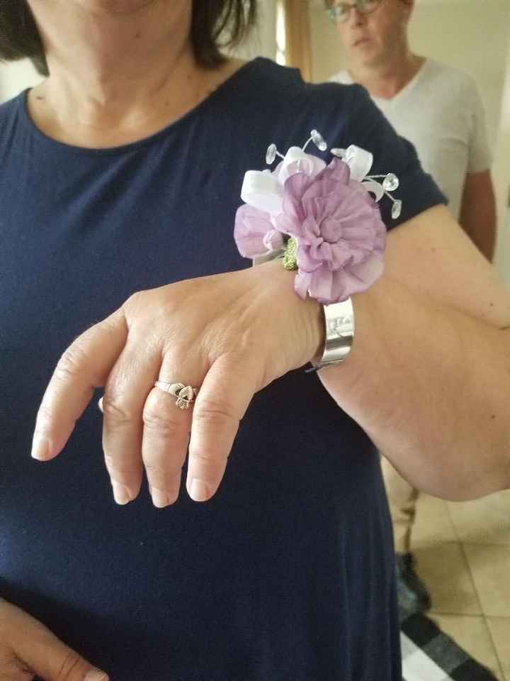 MOB Corsage 