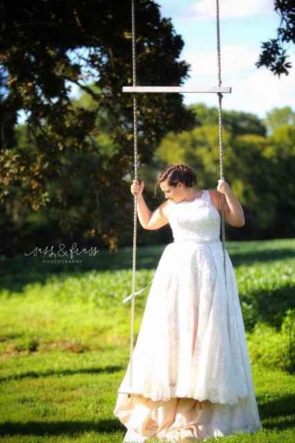 We ended up breaking this swing! cant wait to get the ones back with the groom