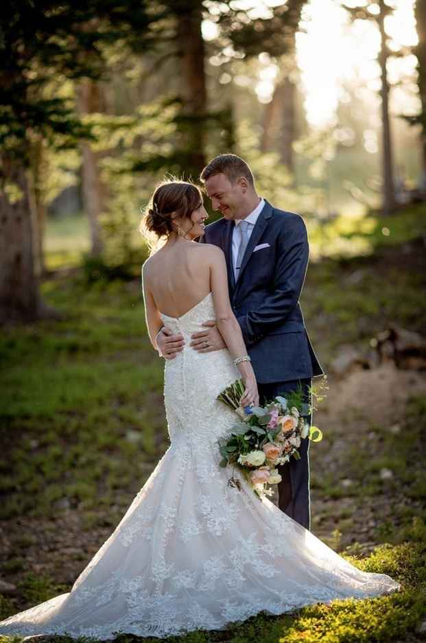 Let's show off our dresses.