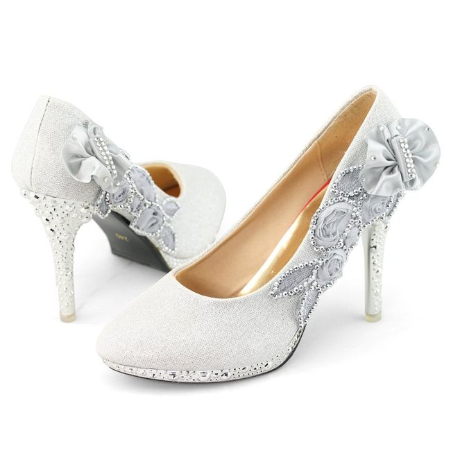 Show Me Shoes!