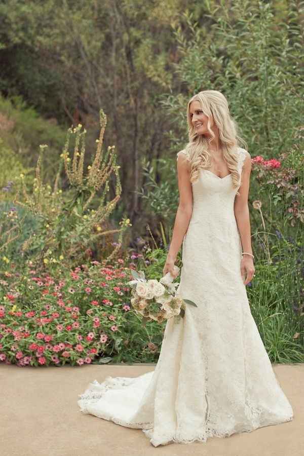Help me find my wedding dress