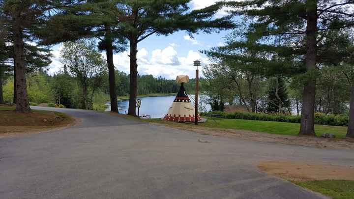 Camping/glamping honeymoos