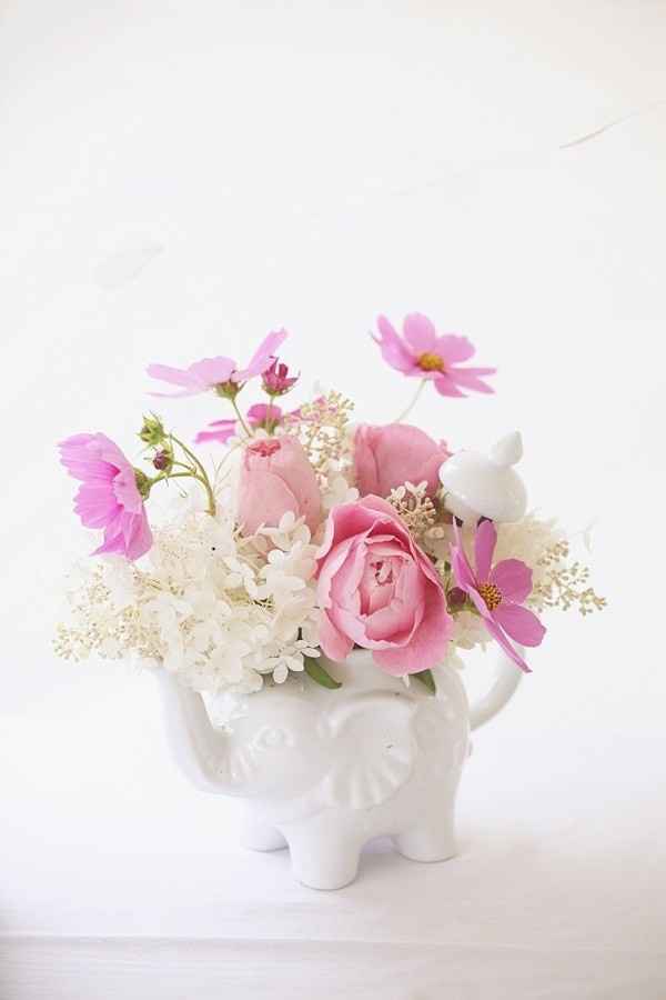 Help Identifying flowers @ Centerpiece or other flower experts