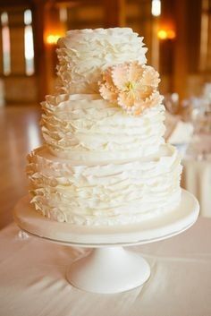 What did/will your wedding cake look like?
