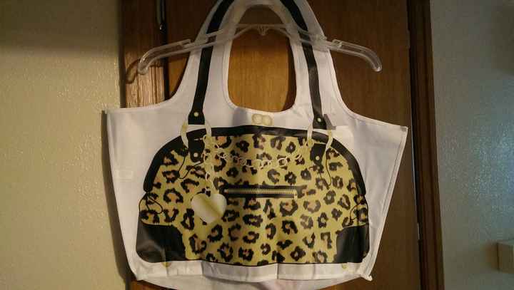 Show Me Your BM Gift Bags