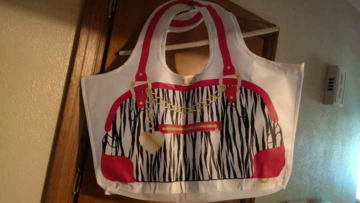 Show Me Your BM Gift Bags