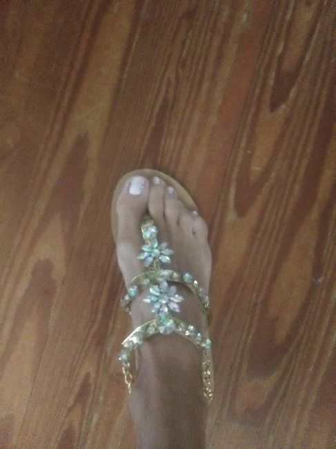 Show Me Your Gown + Accessories! 26