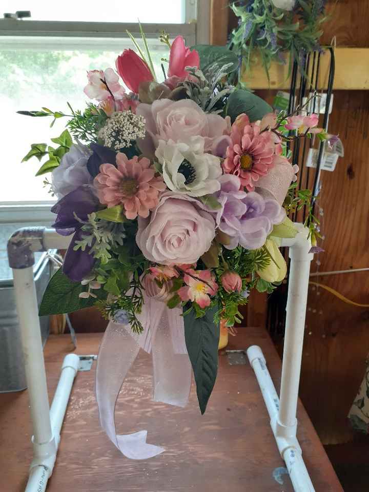 Started nosegays for honored guests - 2