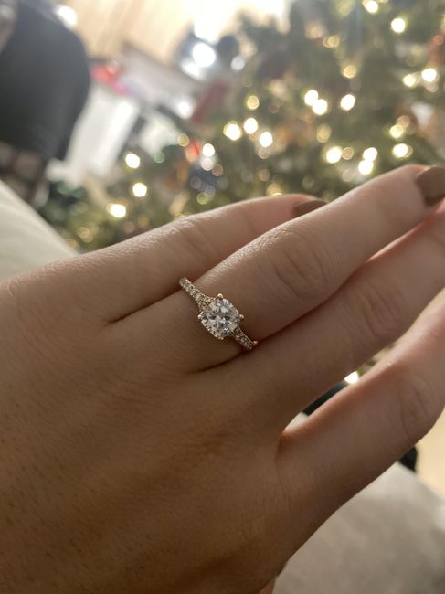 Brides of 2022! Show us your ring! - 1