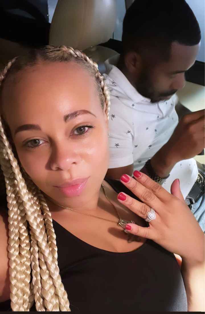 Brides of 2022! Show us your ring! - 1