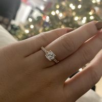 Brides of 2022! Show us your ring! - 1