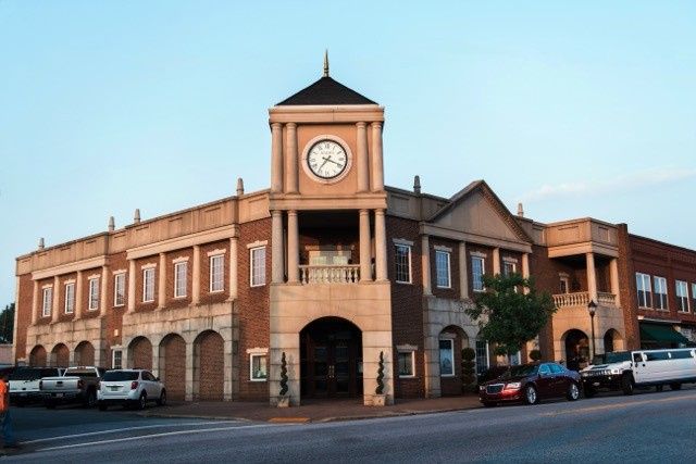 Original wedding venue fell through 1