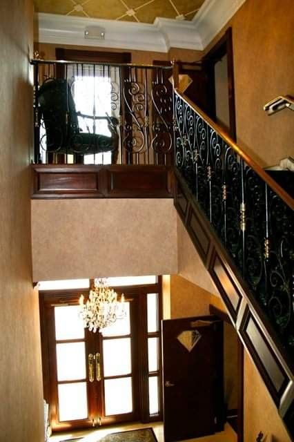 Original wedding venue fell through 3