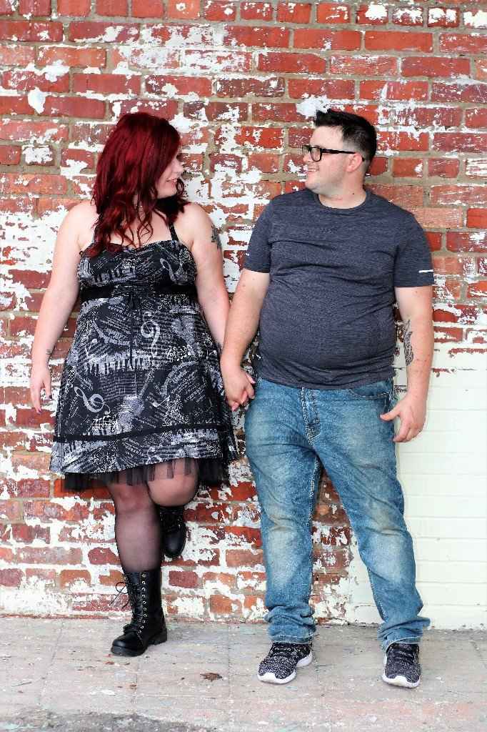 Engagement photos are in!! - 6