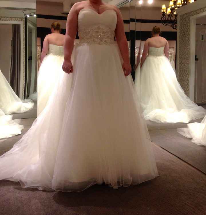 I need this today.... DRESS PORN!!!! 8D