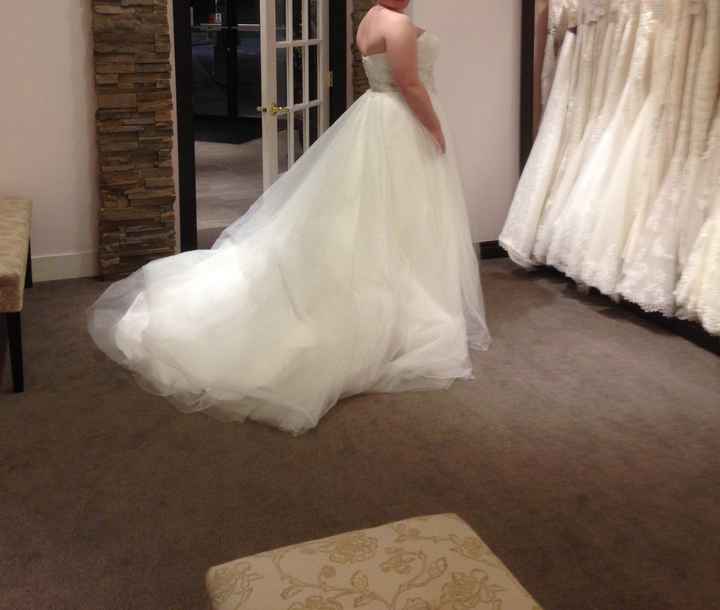 I need this today.... DRESS PORN!!!! 8D