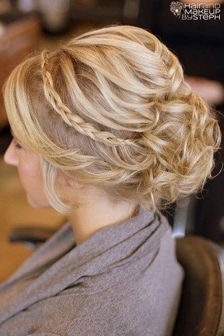 Drop me some wedding pictures of hair!!