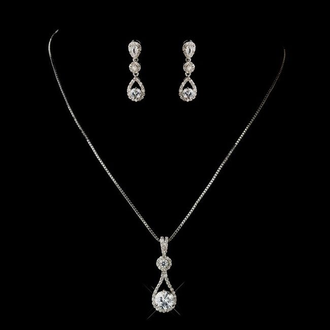 Bridesmaid accessories