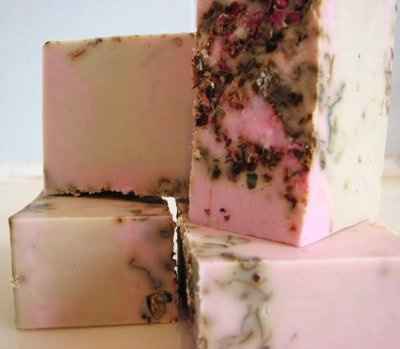 What was your favorite Bridesmaid gift recieved or seen given?