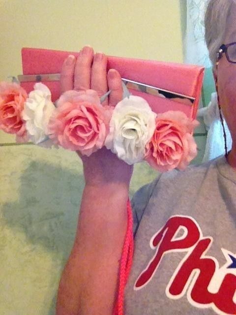 BMs not carrying bouquets ? Any suggestions