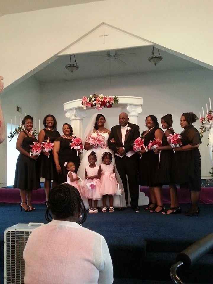 Had an awesome wedding w/Photos