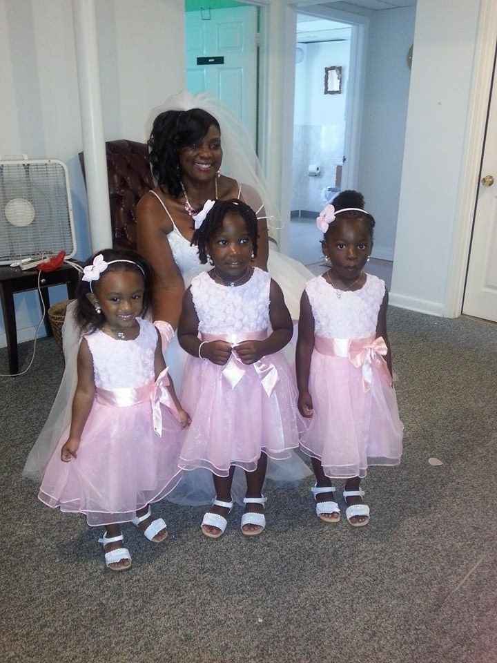 Had an awesome wedding w/Photos