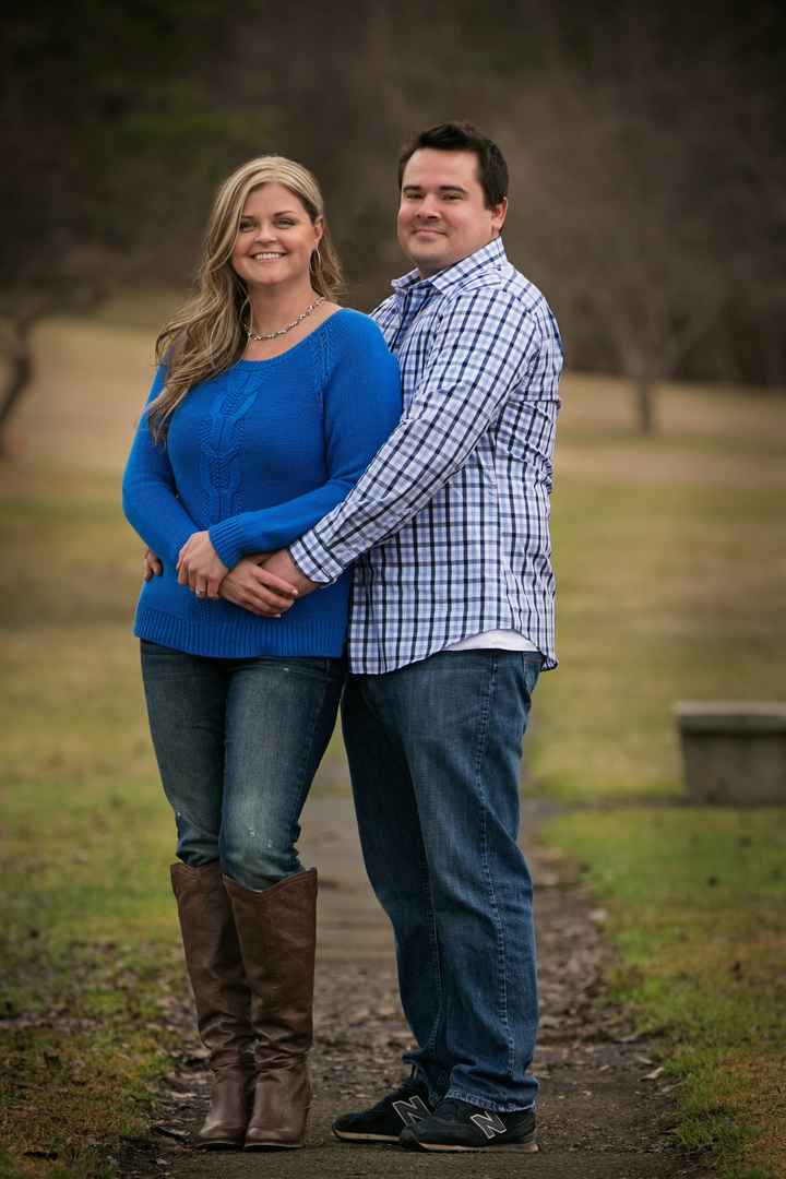 Show me your engagement photo outfits!