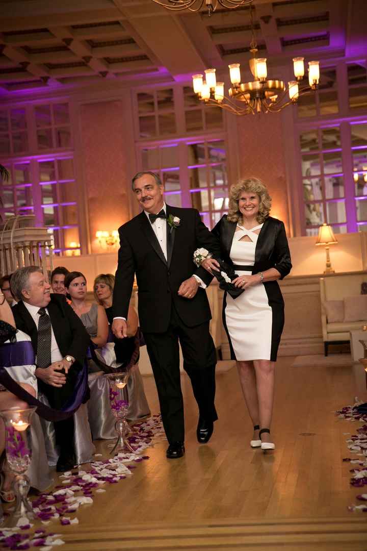 Rant: FMIL is trying to wear ivory to my wedding?! omg.