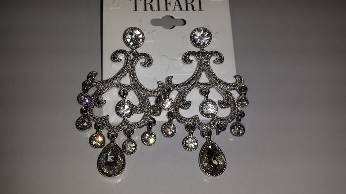 I may have found my wedding earrings :)
