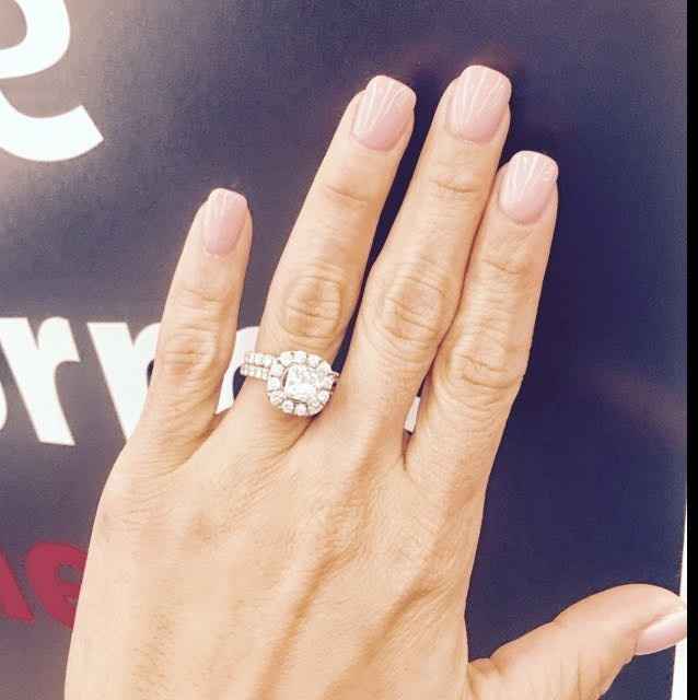 Let me see your gorgeous rings!