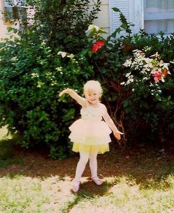 NWR: Spinoff: Look how cute!