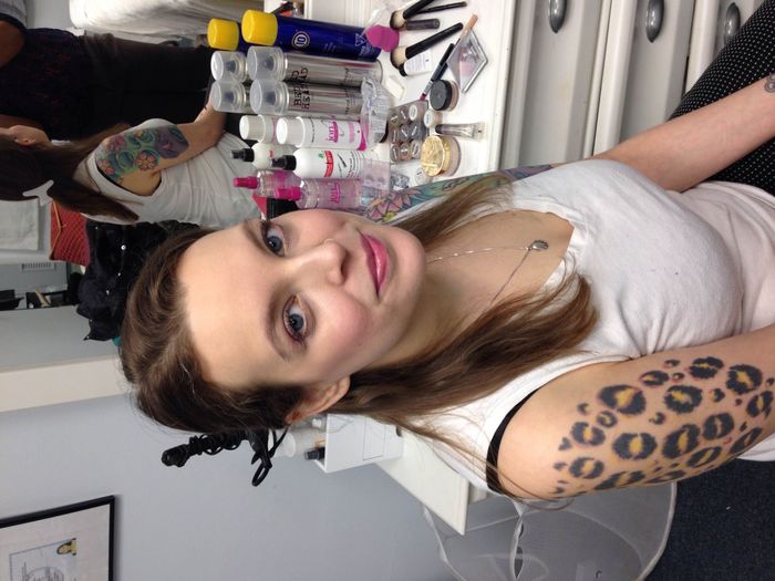 can i see pics of your wedding day makeup!!