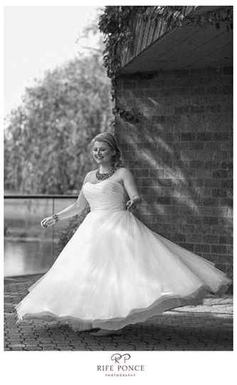 I am Married!! Back with Pics